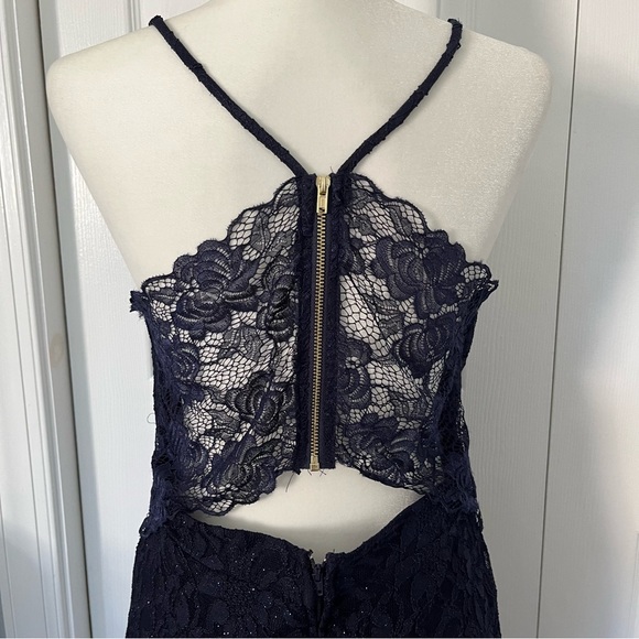 City Triangles Blue Lace Spaghetti Strap Cocktail Dress Sz 13 - Picture 3 of 7